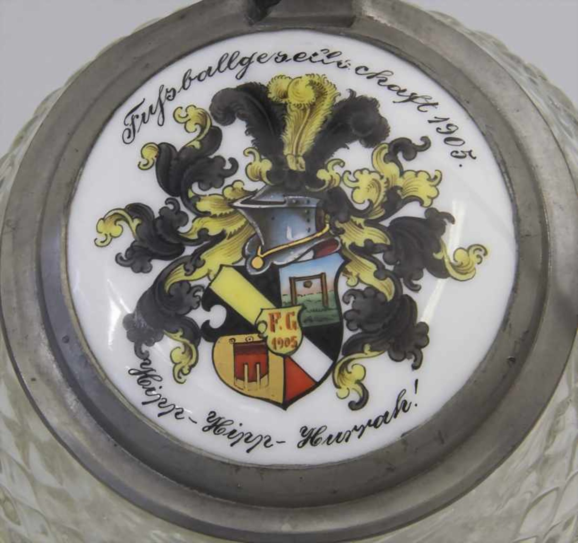 Bierkrug 'Tübinger Igel' der Fußballgesellschaft Tübingen 1905Material: Glaskrug, z