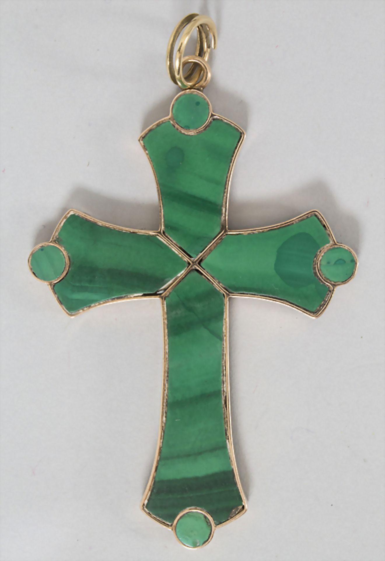 Malachit/Gold Kreuz Anhänger / A malachite/gold cross pendant, um 1900Material: Malac