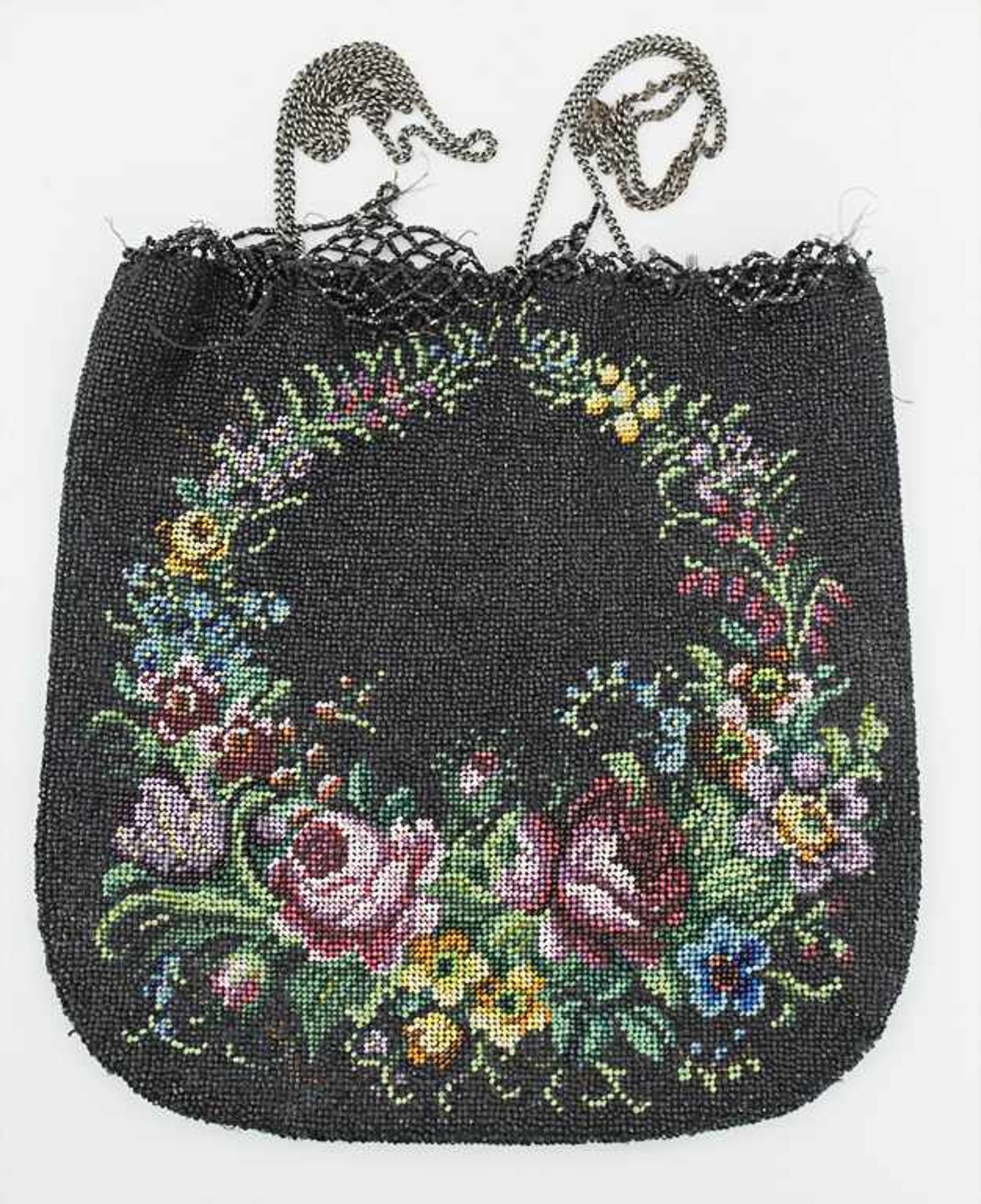 Abendtasche / An evening bag, deutsch, um 1880Material: Stoff mit Perlen bestickt,
