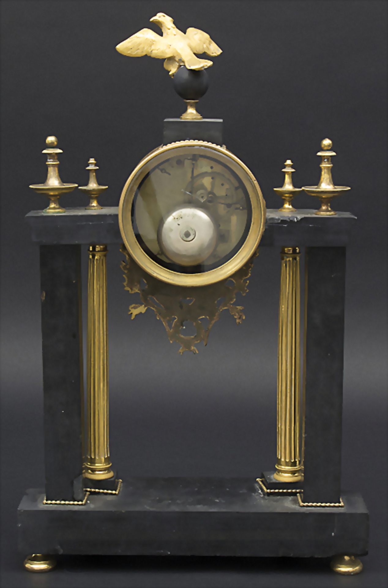 Empire-Portaluhr / A clock, Barjac, Frankreich / France, um 1810Gehäuse: Bronze feuer - Image 2 of 3