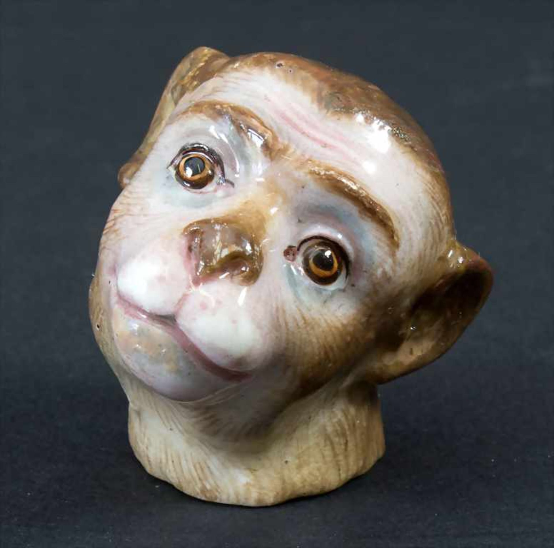 Affenkopf / A monkey's head, Meissen, 19. Jh.Material: Porzellan, glasiert und farbig