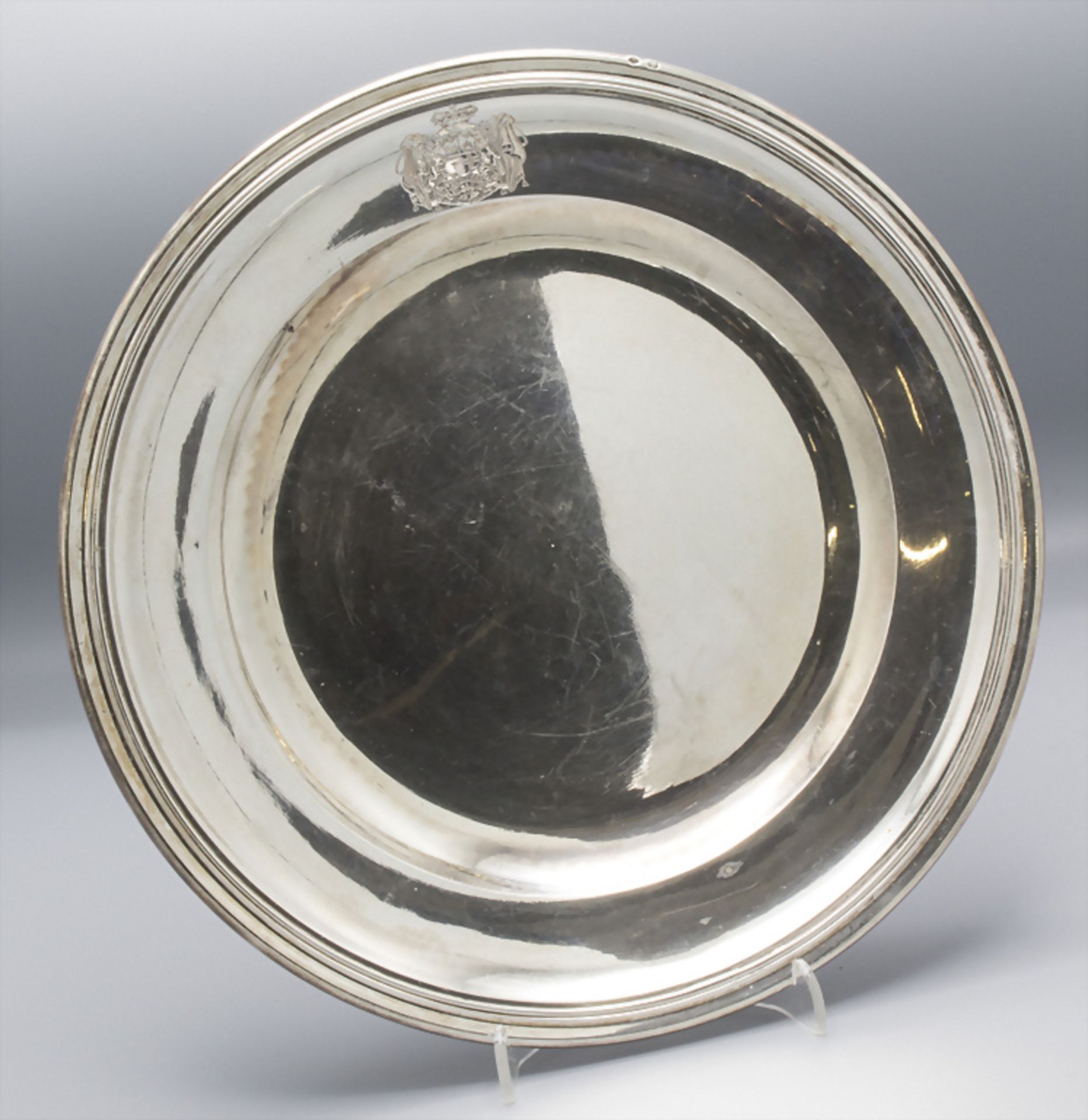 12 Silberteller / 12 assiettes en argent massif / A set of 12 silver plates, Odiot, Paris, um 1870 - Image 14 of 29