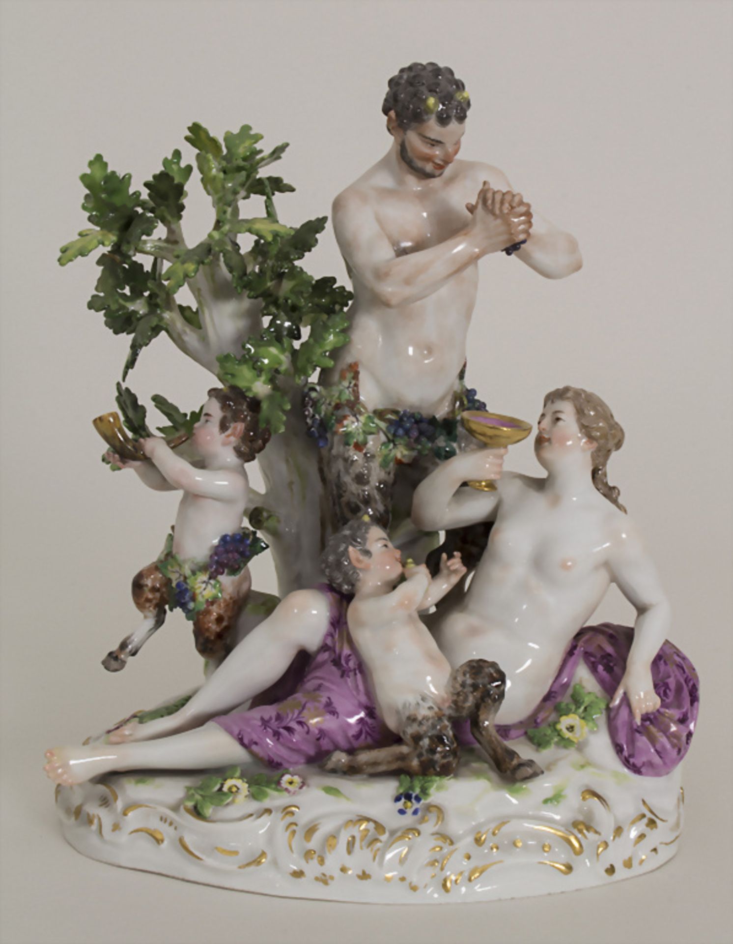 Figurengruppe 'Bacchantin und Faune' / A porcelain group 'A Bacchante with 2 Satyrs', Meissen, ...