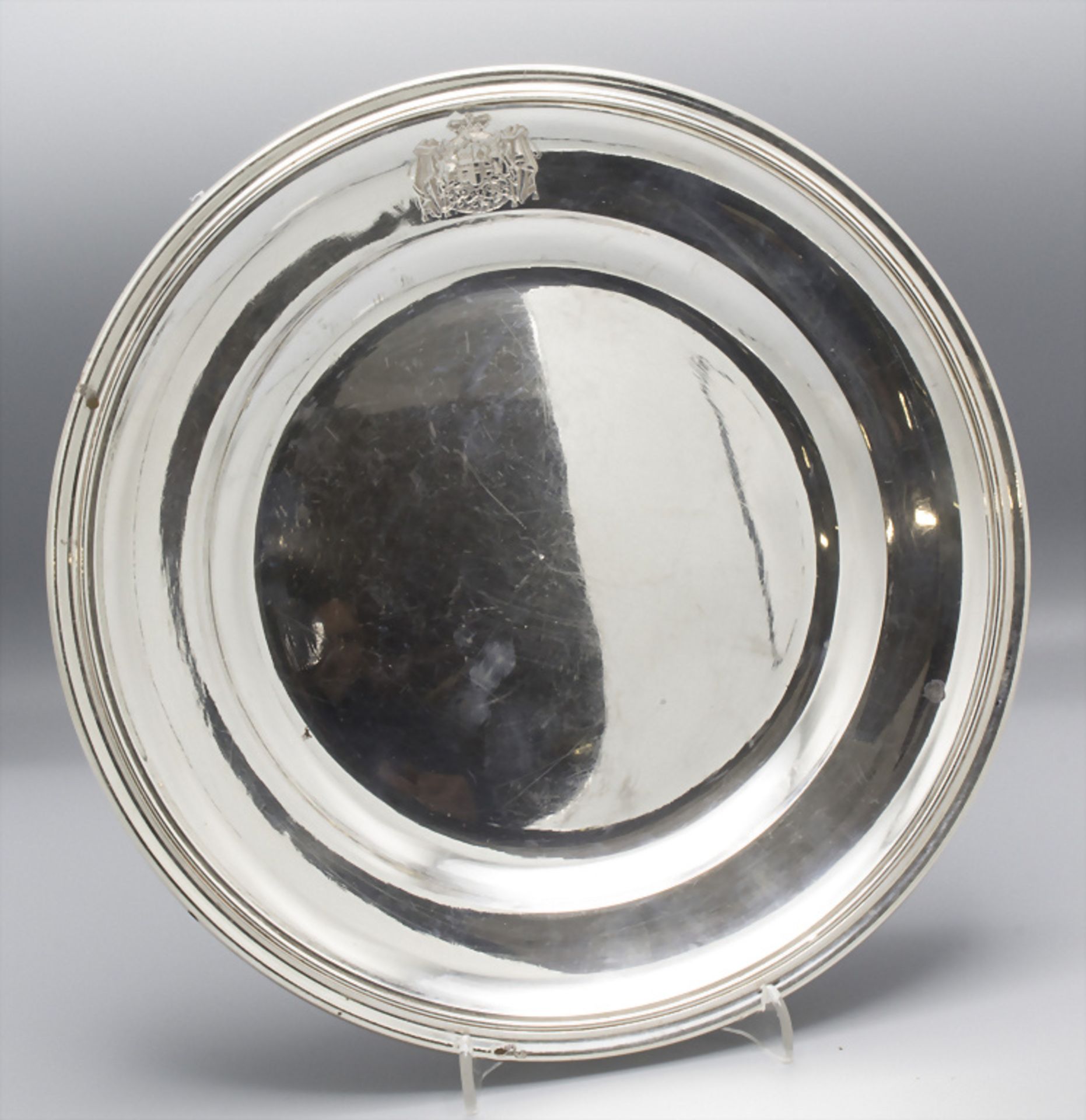 12 Silberteller / 12 assiettes en argent massif / A set of 12 silver plates, Odiot, Paris, um 1870 - Image 9 of 29