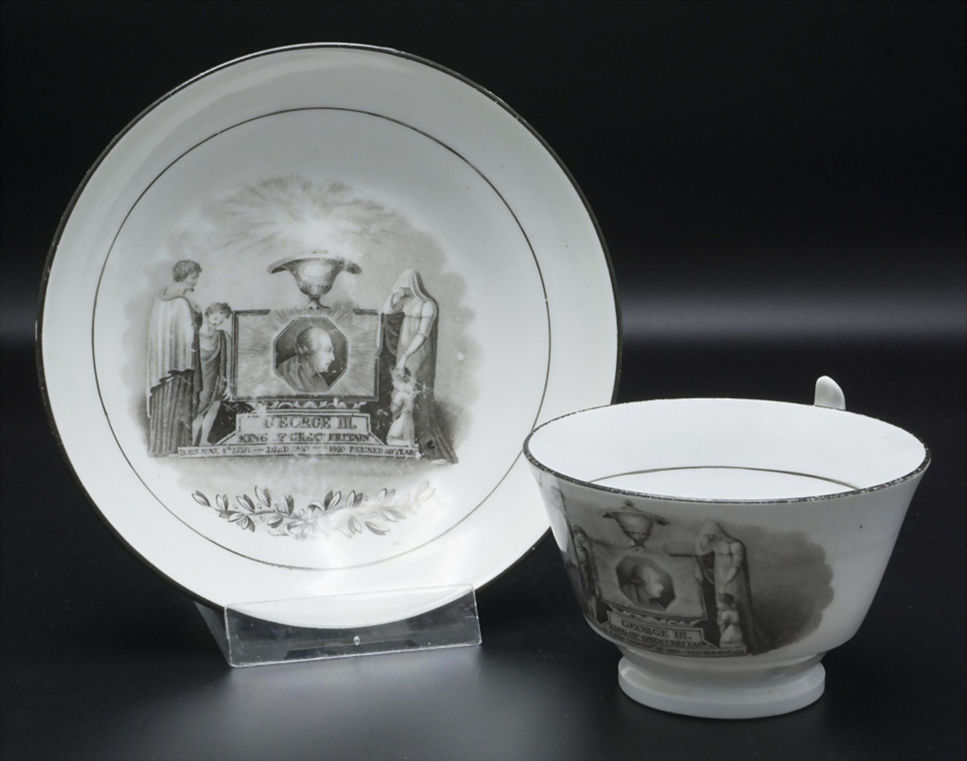 Tasse und Untertasse George III / A cup and saucer George III, England, um 1820