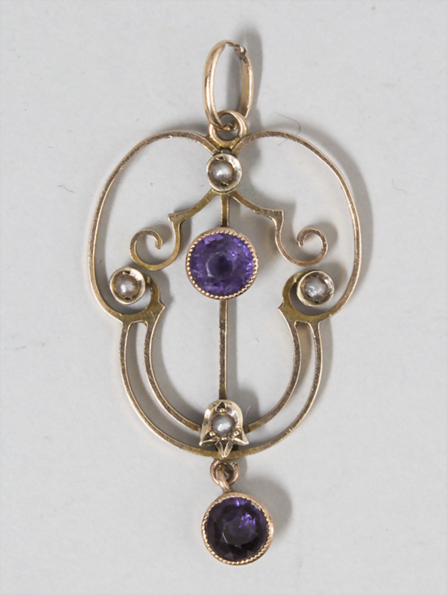 Jugendstil Anhänger / An Art Nouveau pendant, England, um 1900