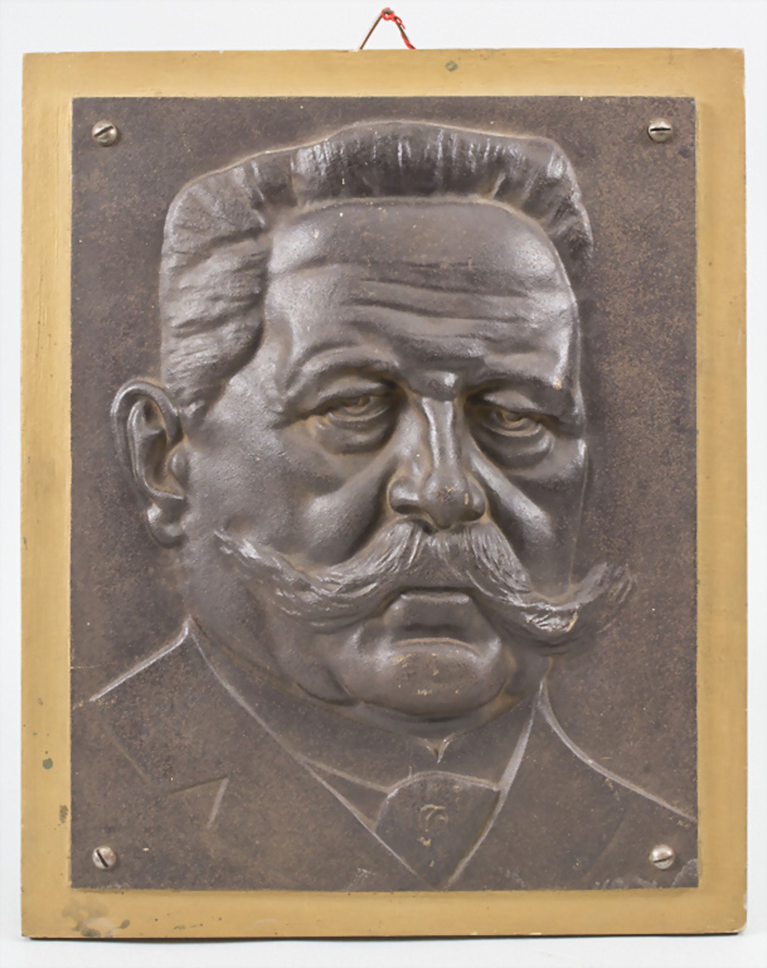 Eisenguss Reliefplatte 'Hindenburg' / A cast iron relief plate 'Hindenburg', um 1930 - Bild 2 aus 4