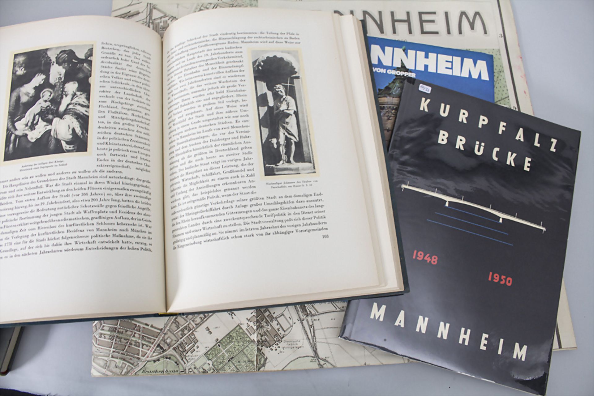 Sammlung Bücher und Pläne 'Mannheim' / A collection of books and plans 'Mannheim' - Bild 3 aus 3