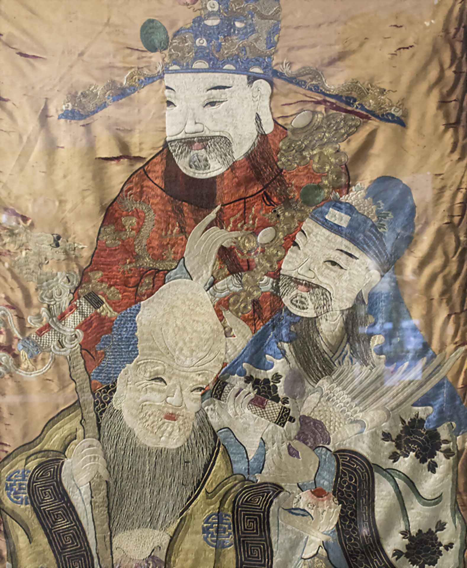 Feine höfische Seidenstickerei / A fine courtly silk embroidery, China, 18./19. Jh. - Image 4 of 4