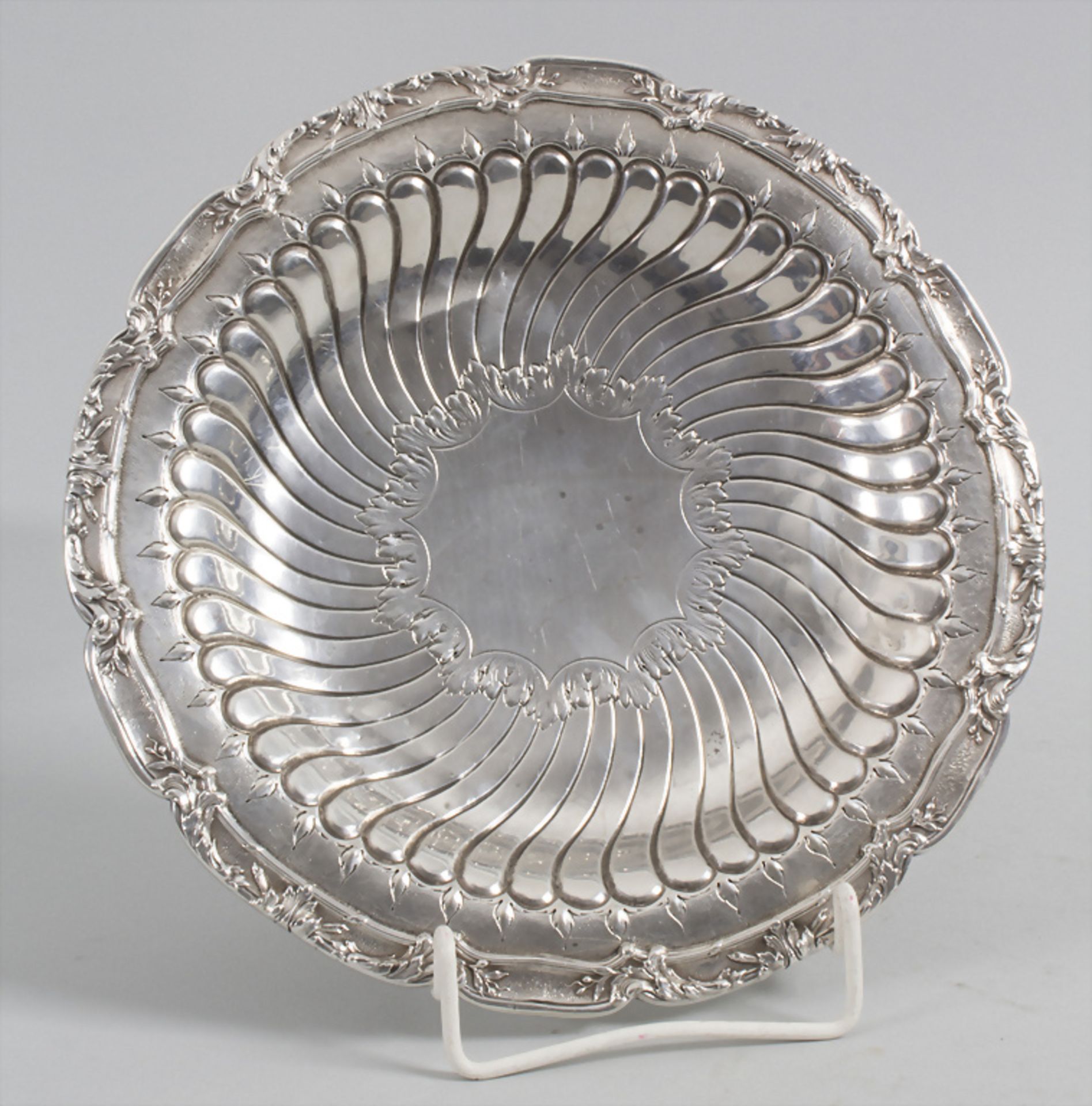 3 Tazza / 3 coupes en argent massif / A set of three silver tazza, V. Boivin, Paris, um 1900 - Image 7 of 10