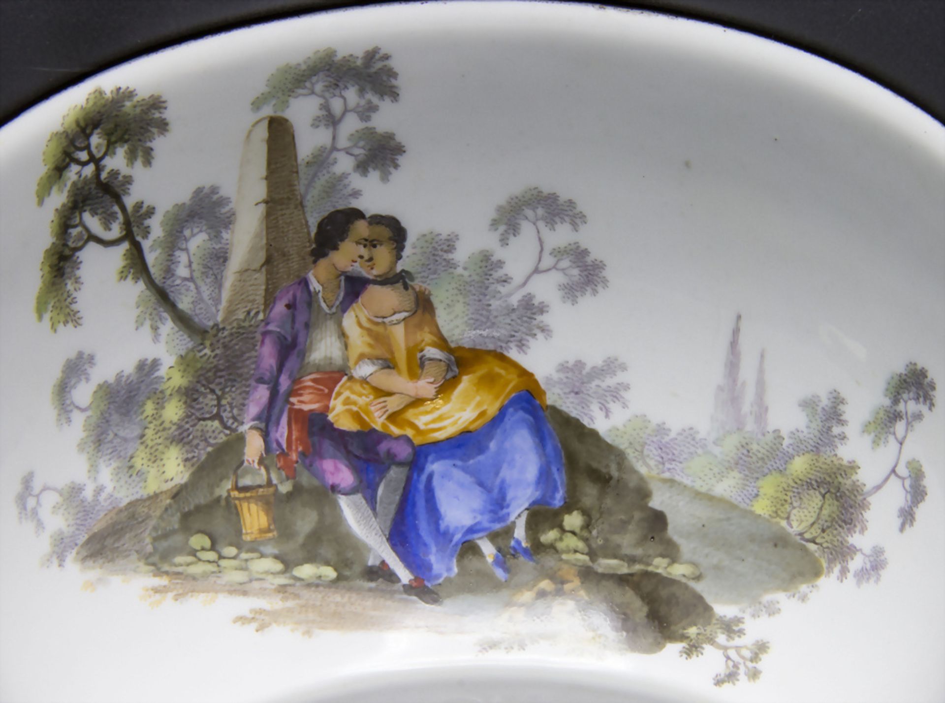 Schale mit feinen galanten Watteau-Szenen / A bowl with fine gallant scenes, Marcolini ... - Image 4 of 8