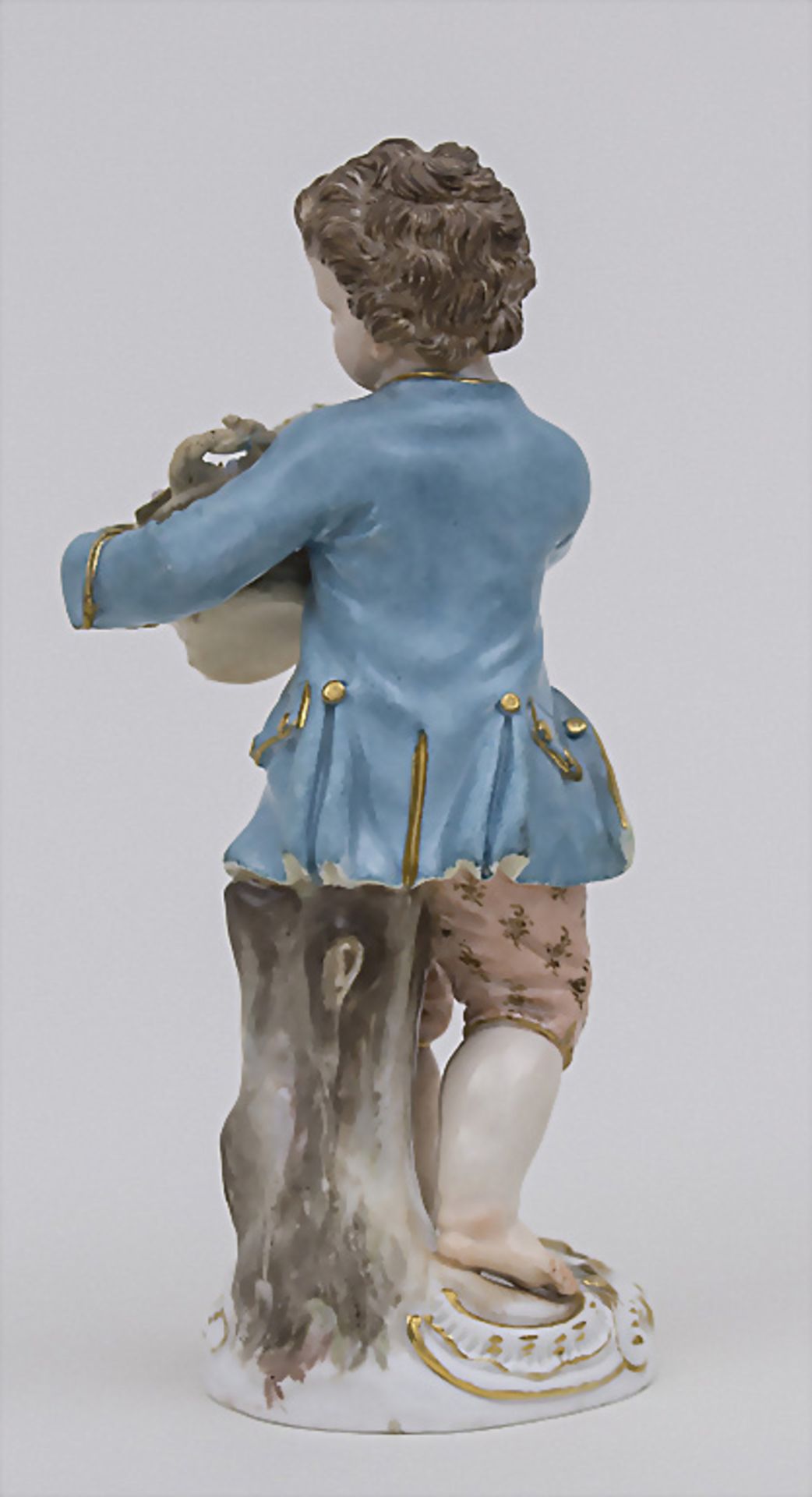 Gärtnerkind 'Junge mit Blumenkorb' / A gardener's child 'boy with flower basket', Meissen, ... - Image 2 of 3