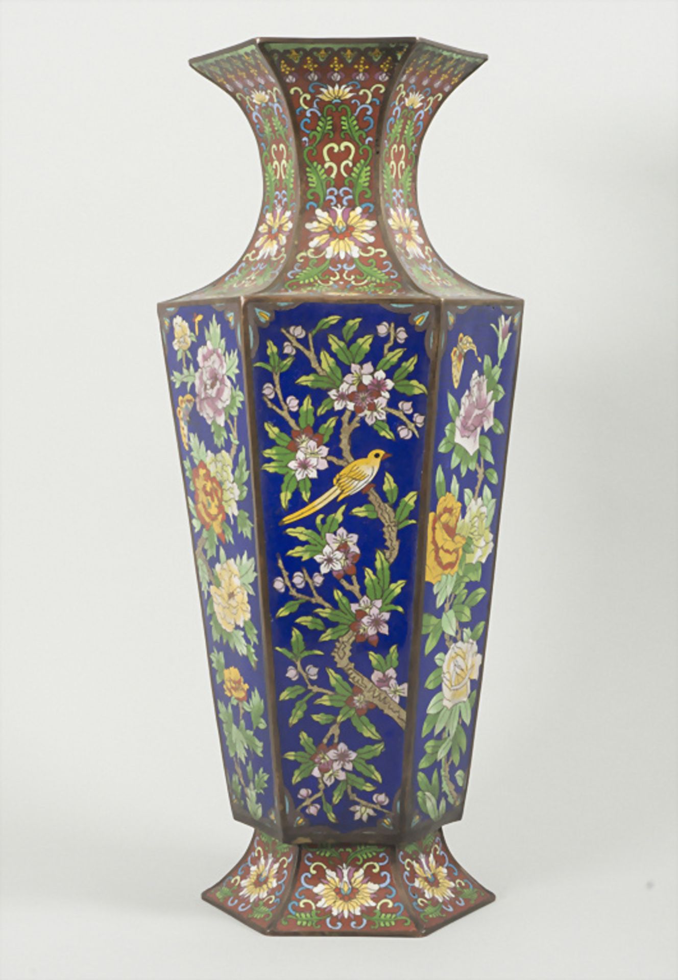 Sechseckige Cloisonné Vase, China, um 1880