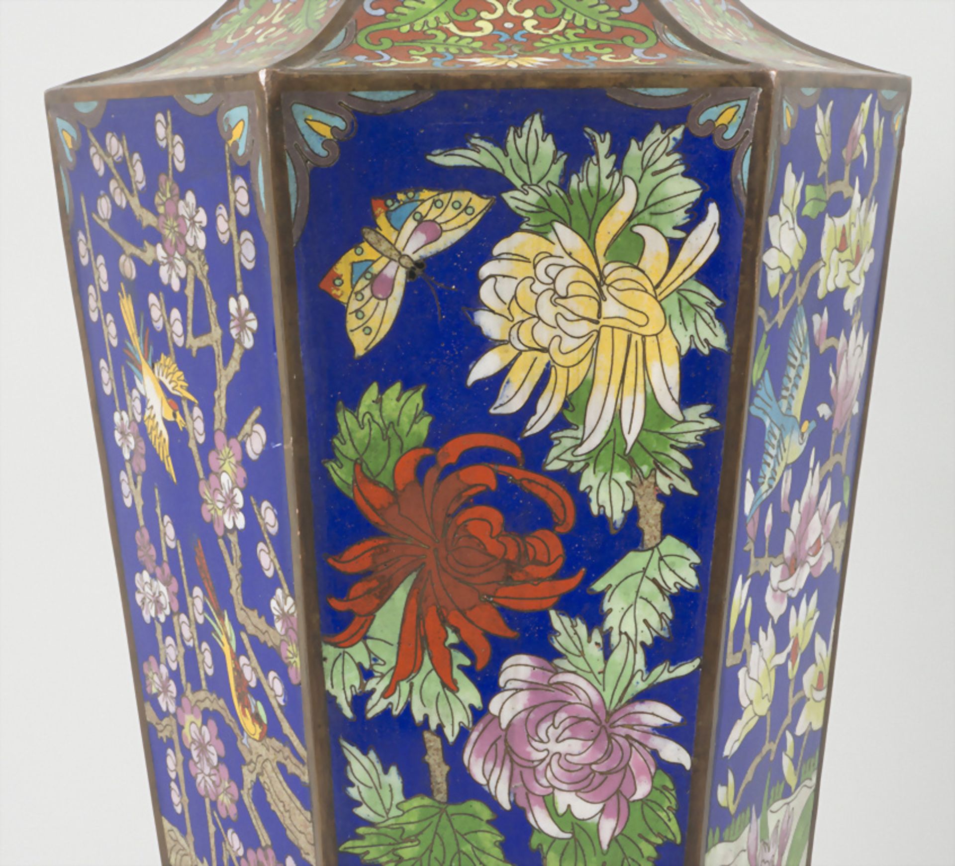 Sechseckige Cloisonné Vase, China, um 1880 - Image 6 of 8