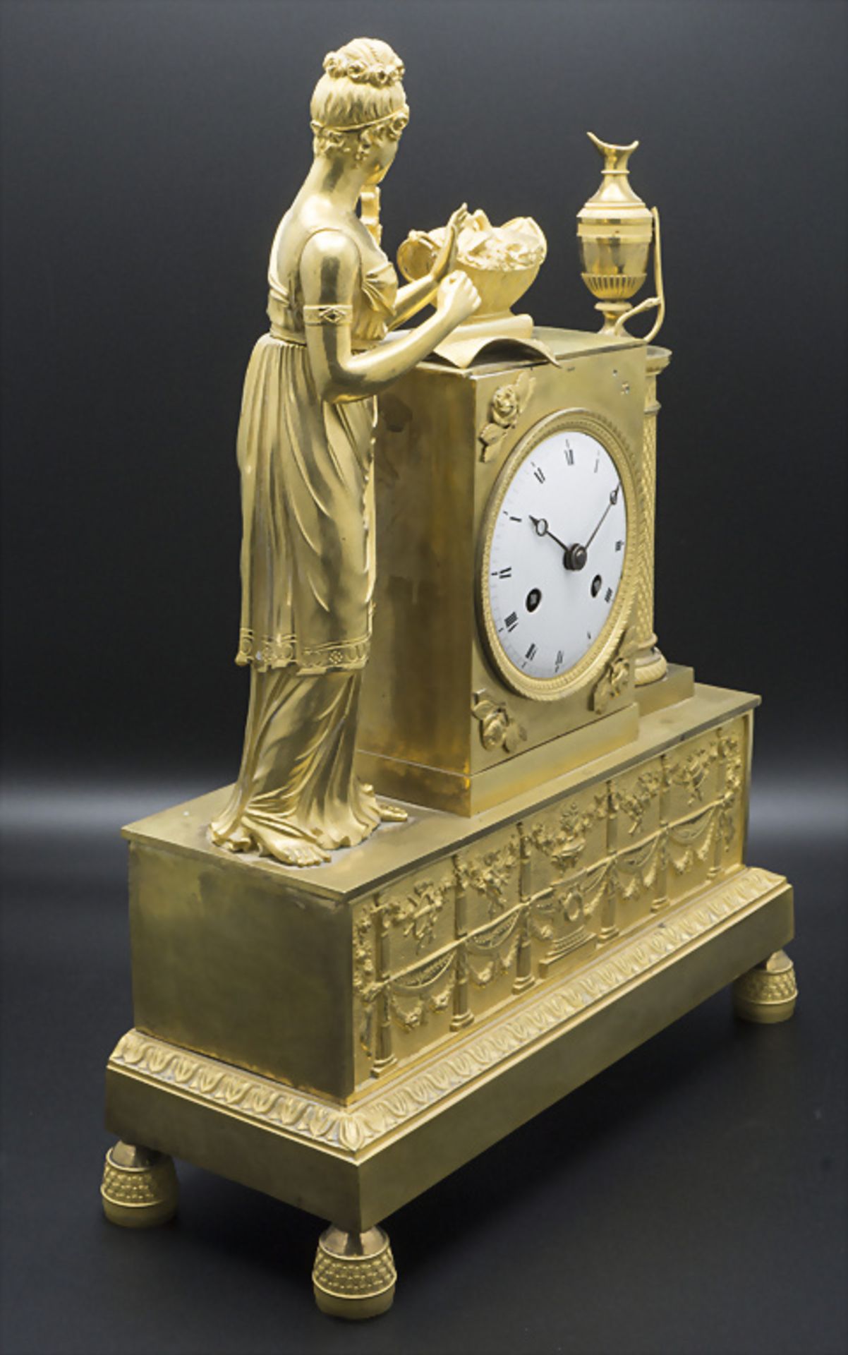 Bronze Pendule Époque Restauration / An ormolu mantel clock, Frankreich, um 1820 - Image 2 of 4