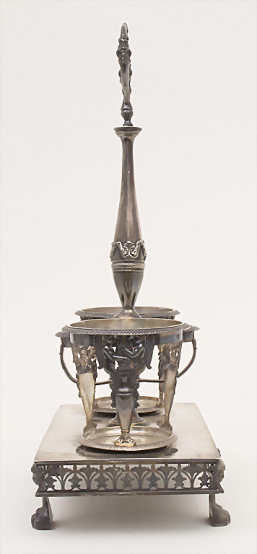 Empire-Menage / A silver cruet stand, Meister Jean-Pierre Bibron, Paris, 1803-1809 - Image 2 of 11