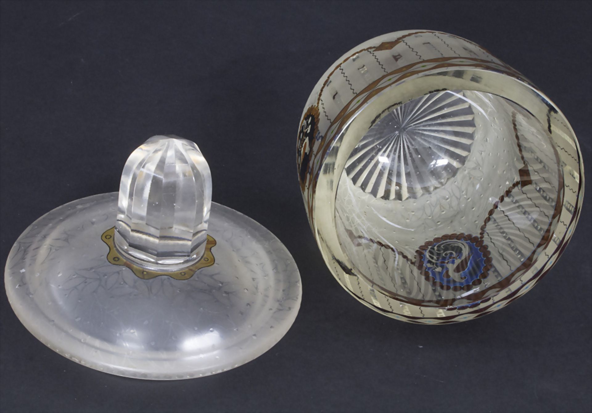 Jugendstil Deckelgefäß mit Transparentemaildekor / An Art Nouveau covered bowl with ... - Image 5 of 6