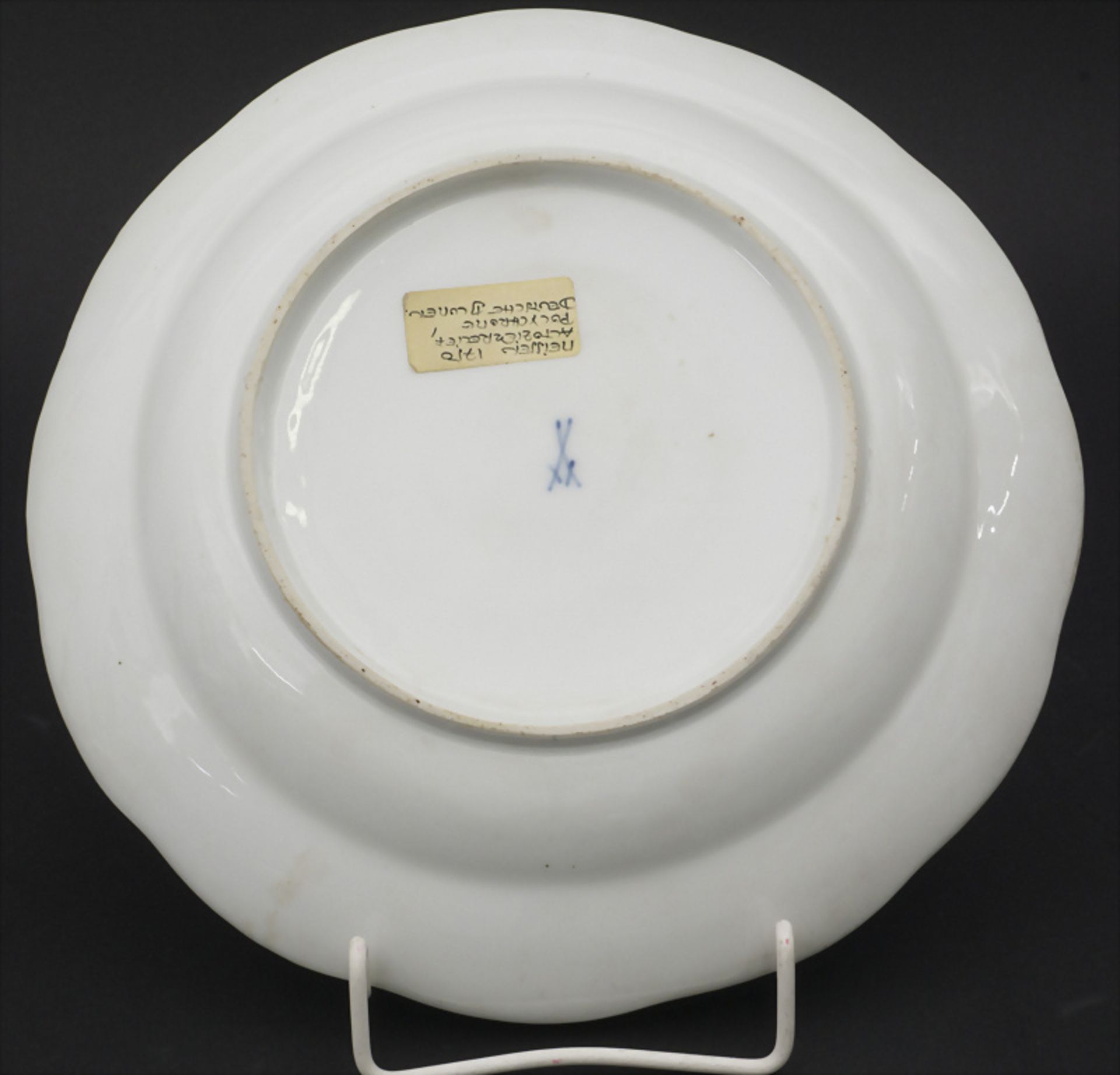 Ein Suppenteller / A soup plate, Meissen, um 1750 - Image 3 of 4