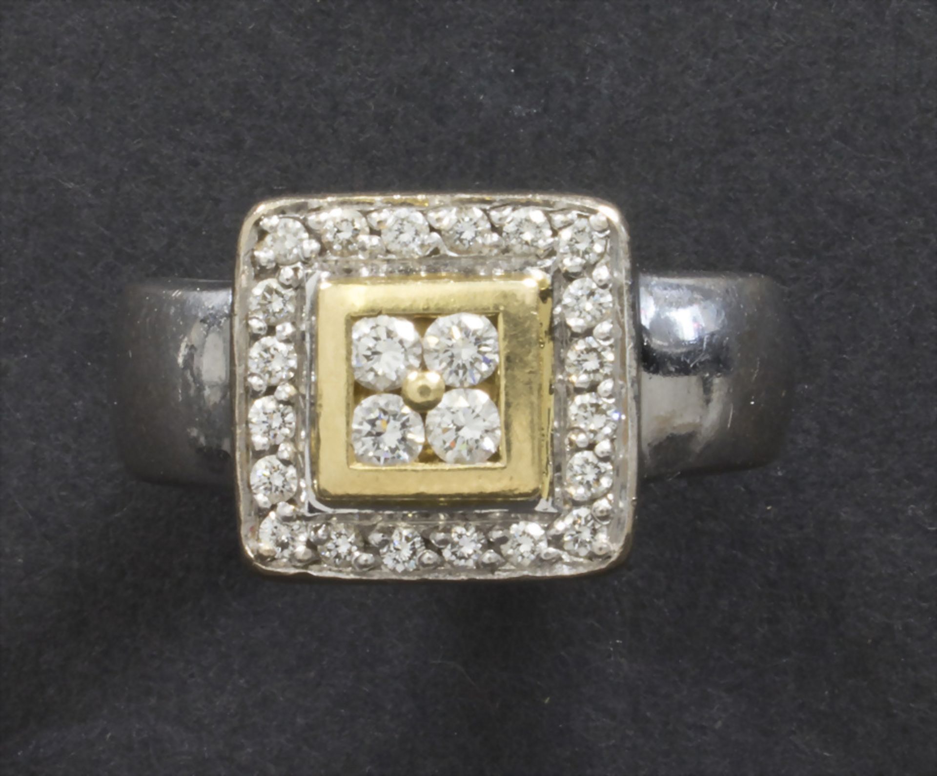 Damenring mit Diamanten / A ladies ring with diamonds