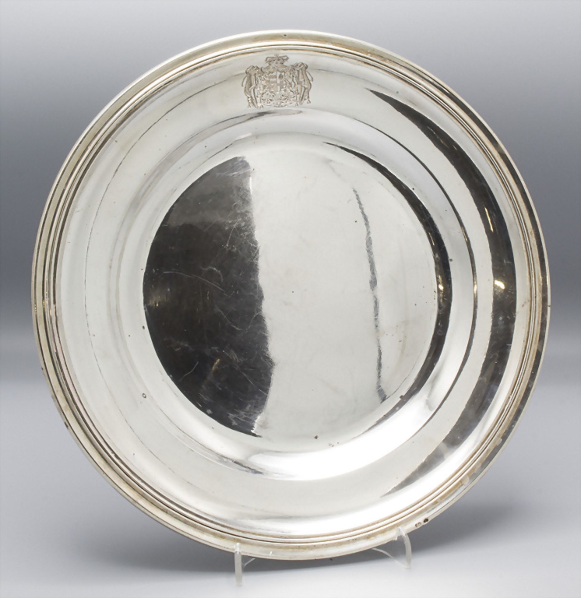 12 Silberteller / 12 assiettes en argent massif / A set of 12 silver plates, Odiot, Paris, um 1870 - Image 2 of 29