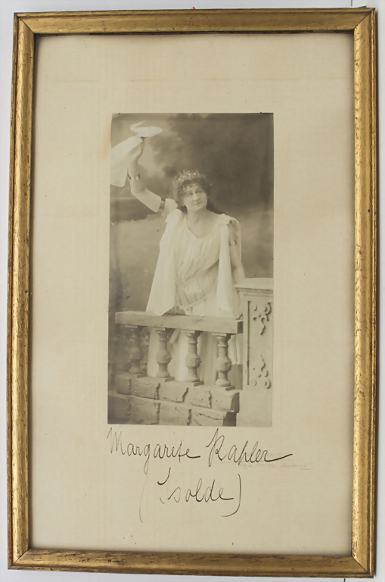 Historische Fotografie 'Margarete Kahler' / A historic photograph of Margarete Kahler - Image 2 of 2