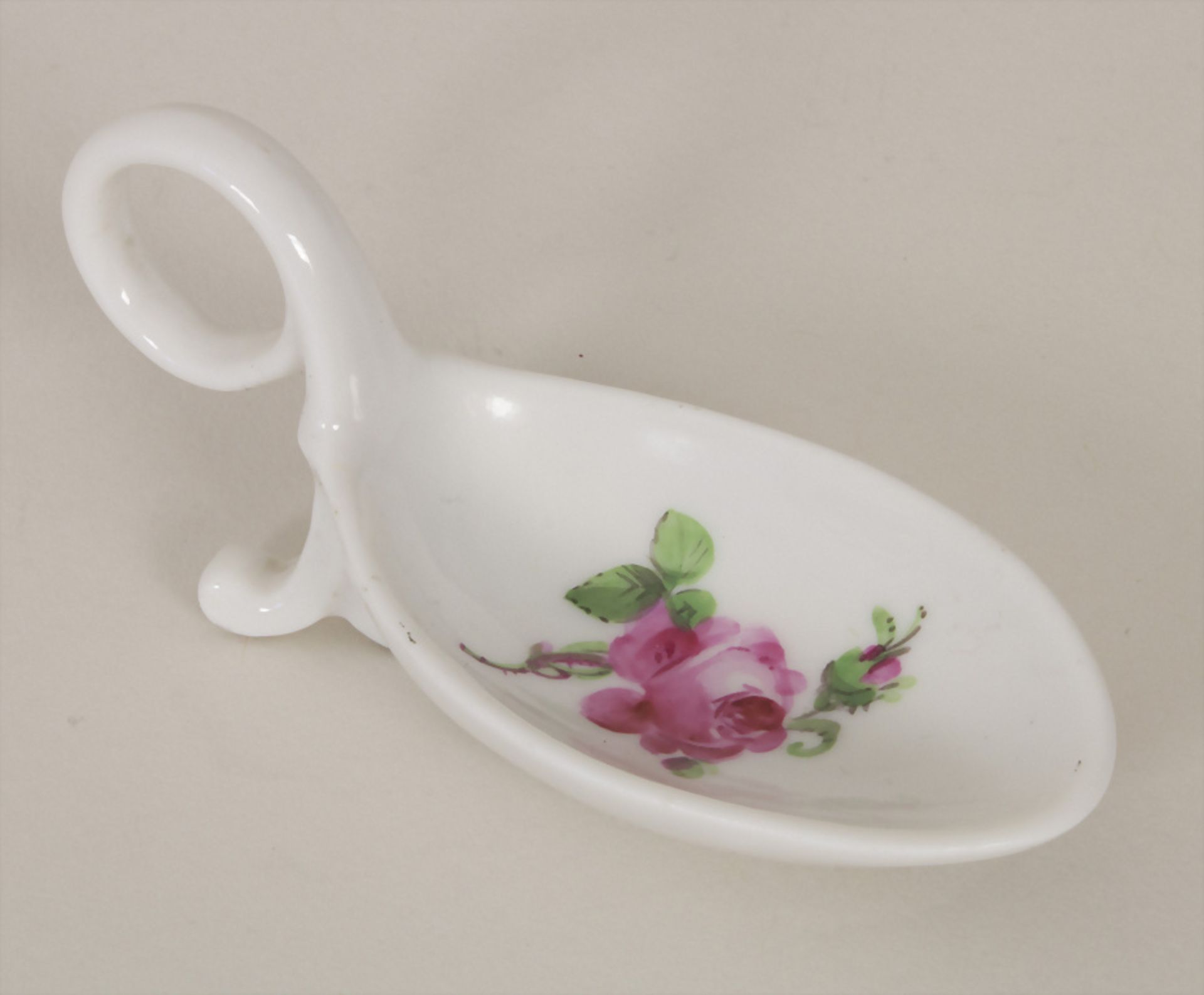 Seltener Löffel 'Rote Rose' / A rare spoon with rose pattern, Meissen, Mitte 19. Jh.