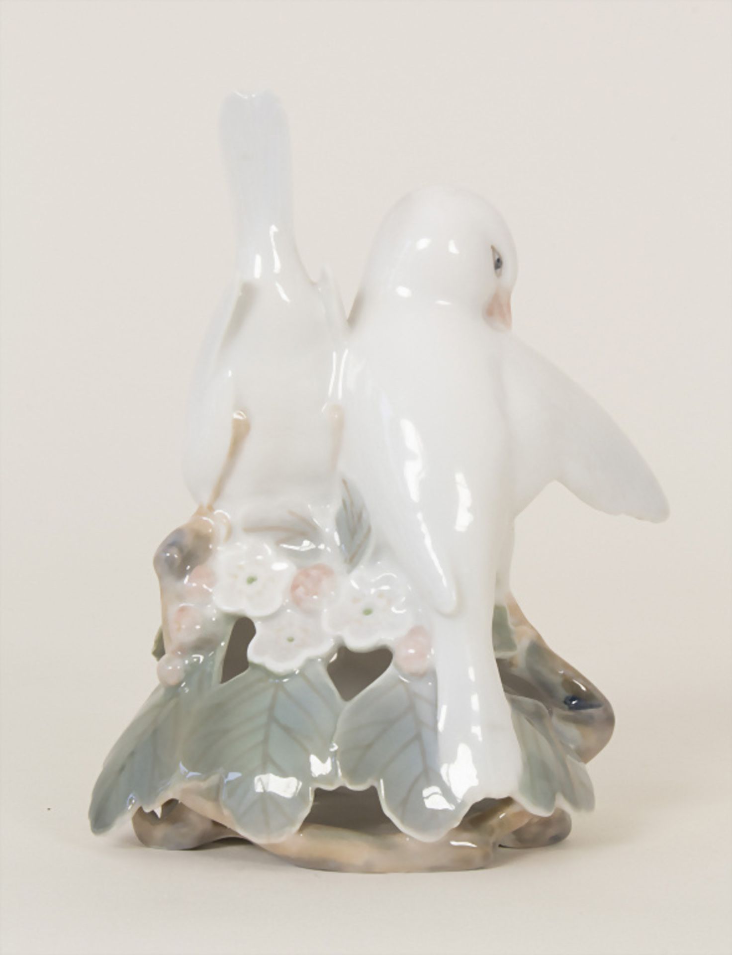 Turteltauben auf Kirschblütenzweig / A pair of doves, Royal Copenhagen, 1956 - Image 3 of 6