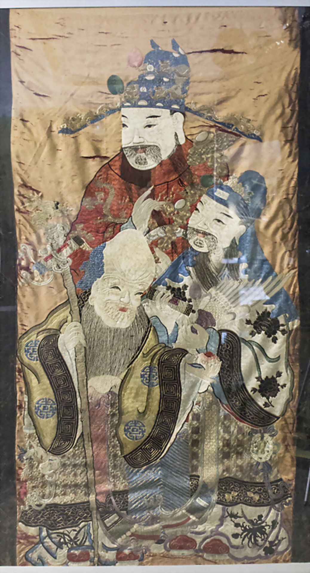 Feine höfische Seidenstickerei / A fine courtly silk embroidery, China, 18./19. Jh.