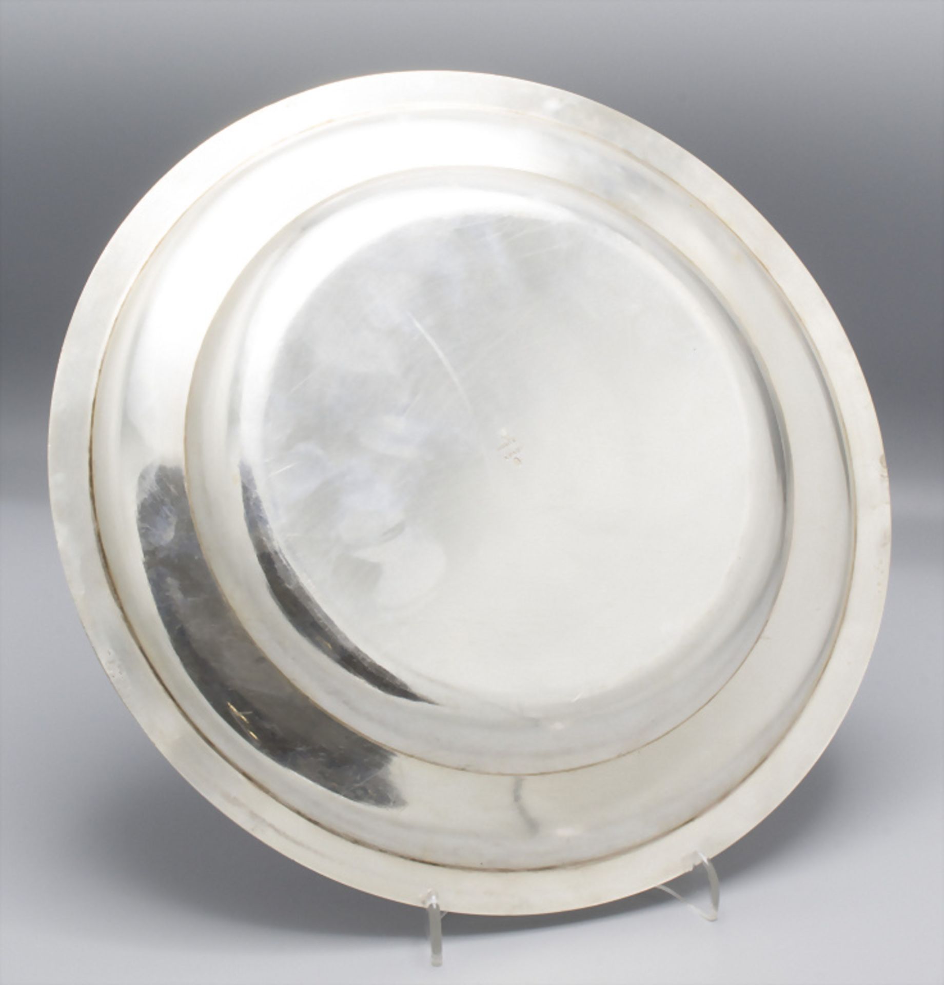 12 Silberteller / 12 assiettes en argent massif / A set of 12 silver plates, Odiot, Paris, um 1870 - Image 6 of 29