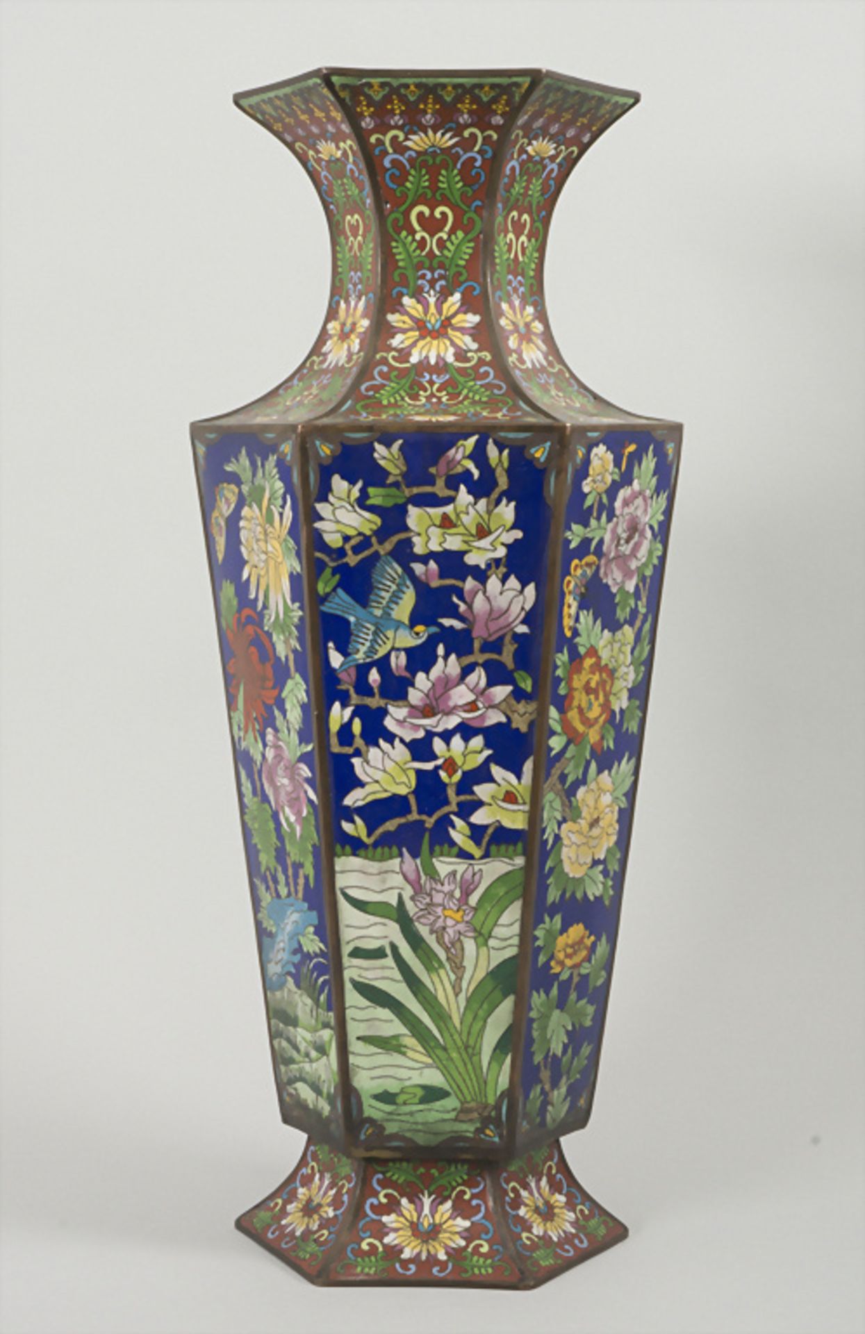 Sechseckige Cloisonné Vase, China, um 1880 - Image 4 of 8