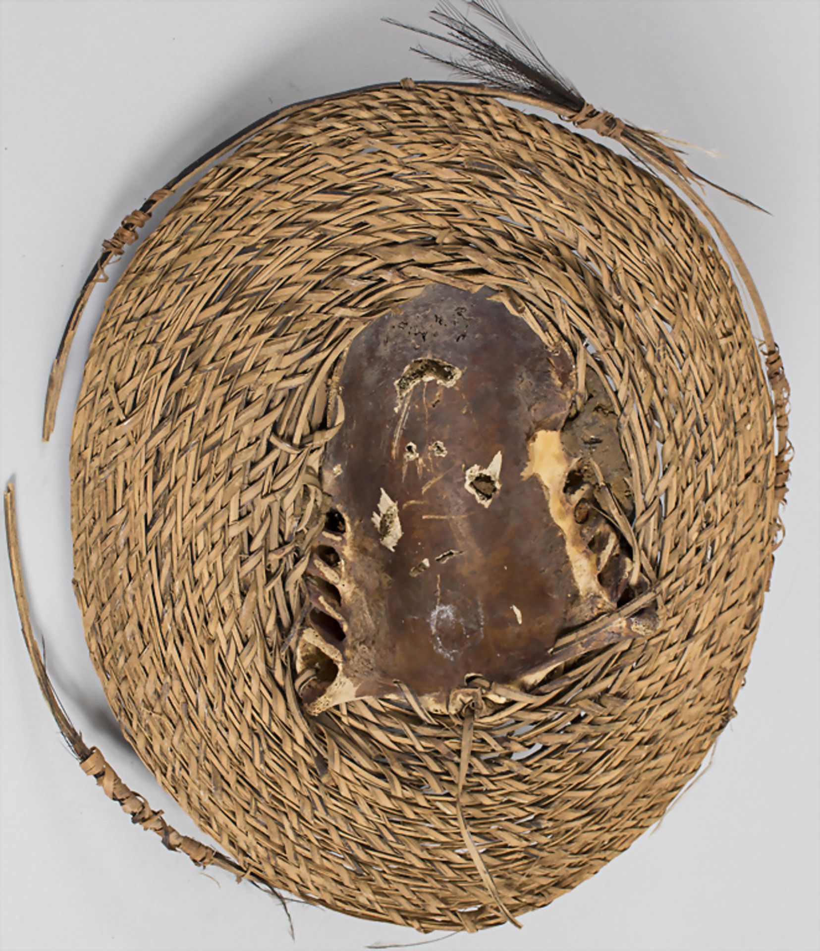 Afrikanische Maske / An African mask, wohl Zentralafrika, um 1900 - Bild 3 aus 3