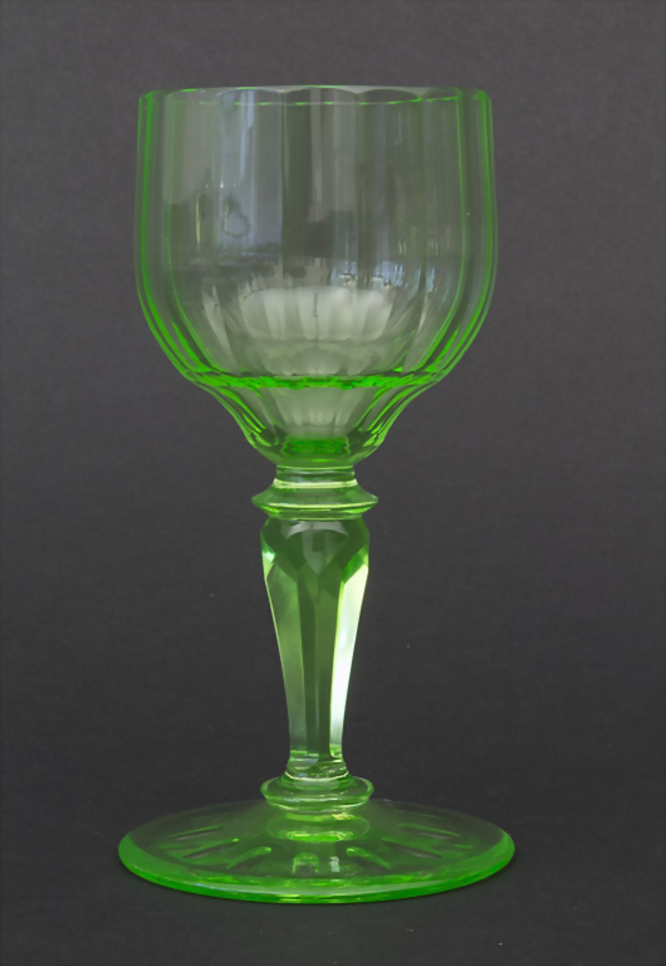 5 Urangläser / 5 uranium glasses, J. & L. Lobmeyr, Wien, um 1900 - Bild 2 aus 4