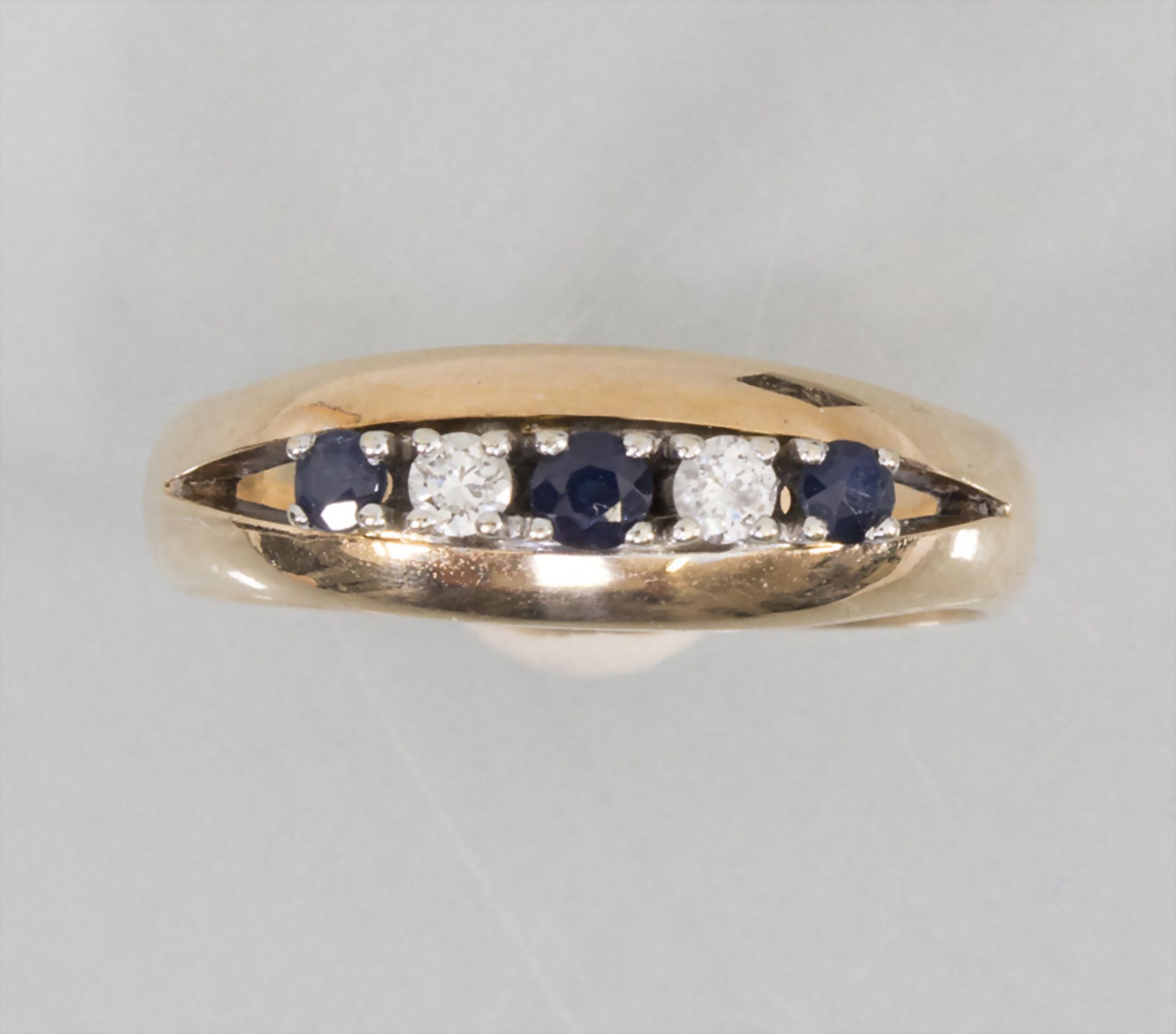 Damenring mit Diamant und Saphir / A ladies 14k gold ring with diamonds and sapphires - Bild 2 aus 4