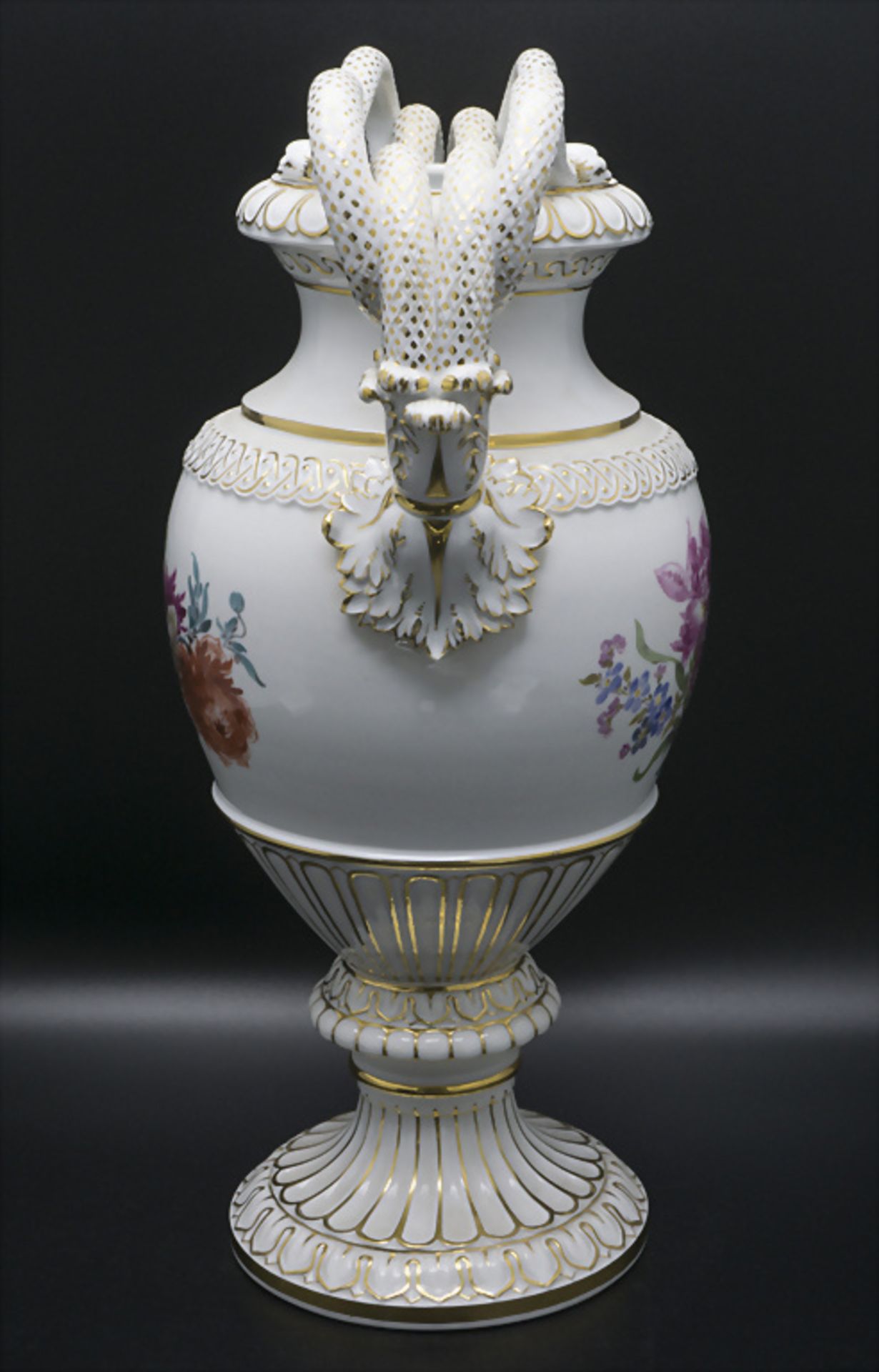 Schlangenhalshenkelvase / A snake neck handled vase, Entwurf Ernst August Leuteritz ... - Image 4 of 10