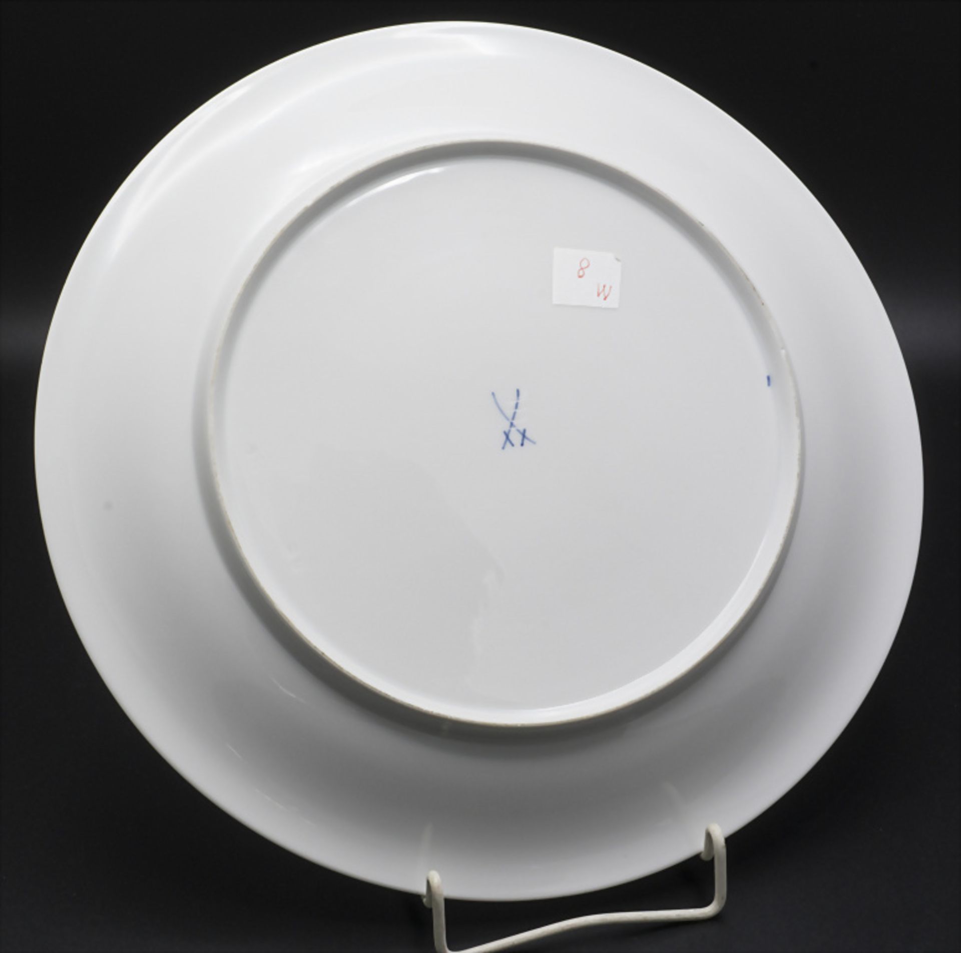 Deckelterrine und Platte / A large tureen with plate, Meissen, 20. Jh. - Bild 7 aus 10