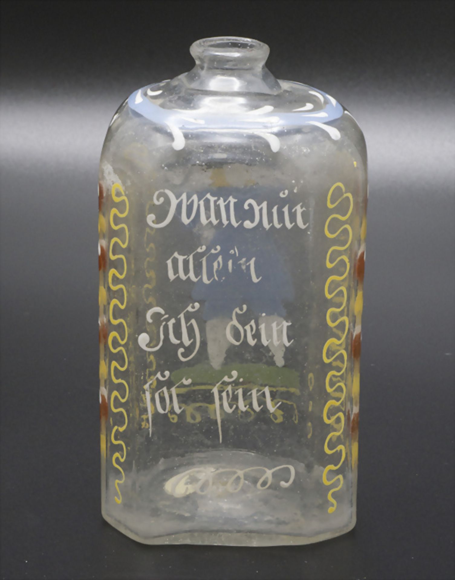 Schnapsflasche mit Emaildekor / A brandy bottle, deutsch, 18. Jh. - Bild 3 aus 6