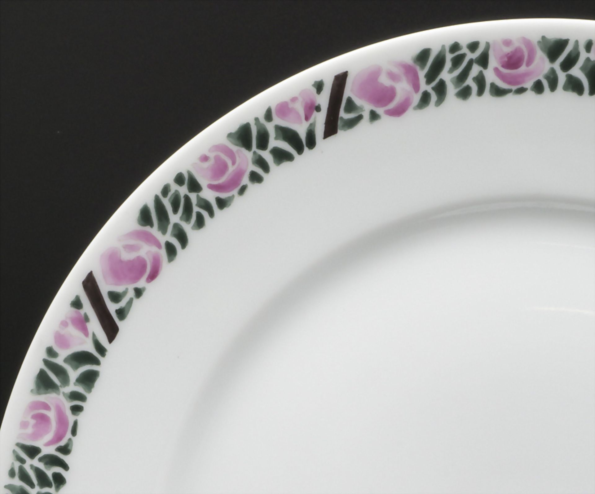 6 Jugendstil Speiseteller mit 'Rosenkante' / A set of 6 Art Nouveau dinner plates with ... - Image 2 of 4