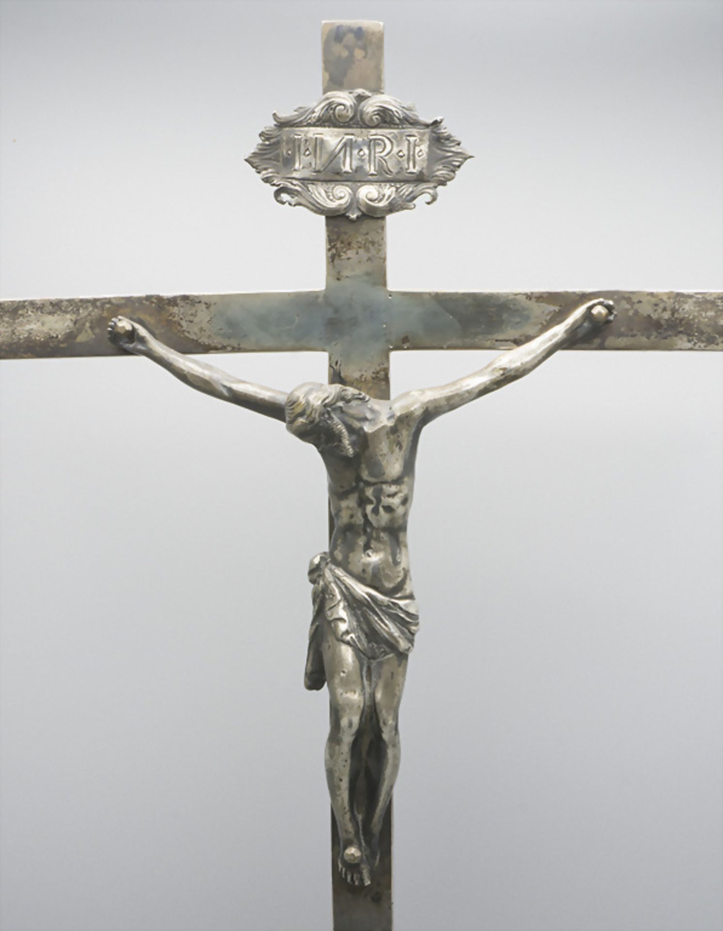 Barock Kruzifix / A silver Baroque crucifix, Antonius Lesser, Augsburg, um 1680 - Image 2 of 8