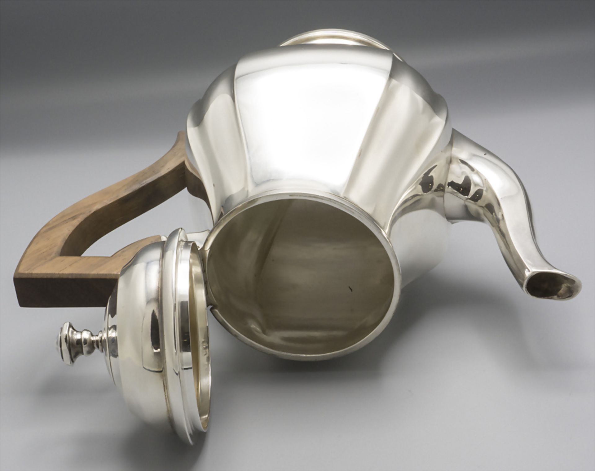 4-teiliger Kaffee- und Teekern / A 4-part silver tea and coffee set, Henri Lapparra, Paris, um 1930 - Image 4 of 10