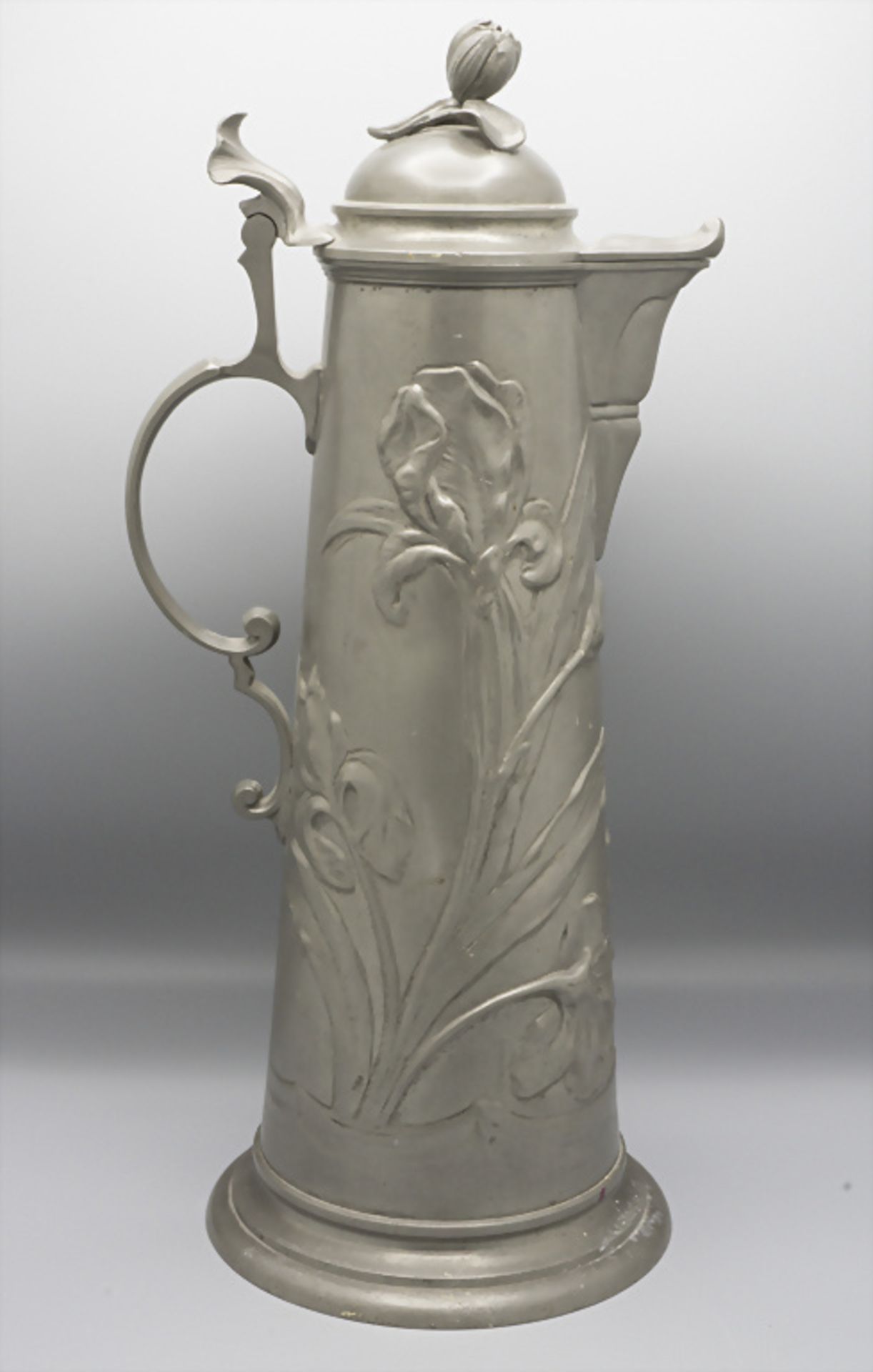 Jugendstil Zinnschenkkanne / An Art Déco pewter jug, um 1900 - Image 2 of 4