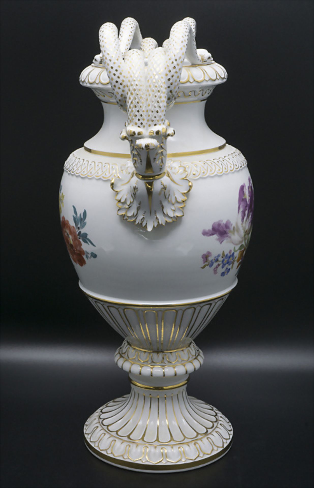 Schlangenhalshenkelvase / A snake neck handled vase, Entwurf Ernst August Leuteritz ... - Image 2 of 10