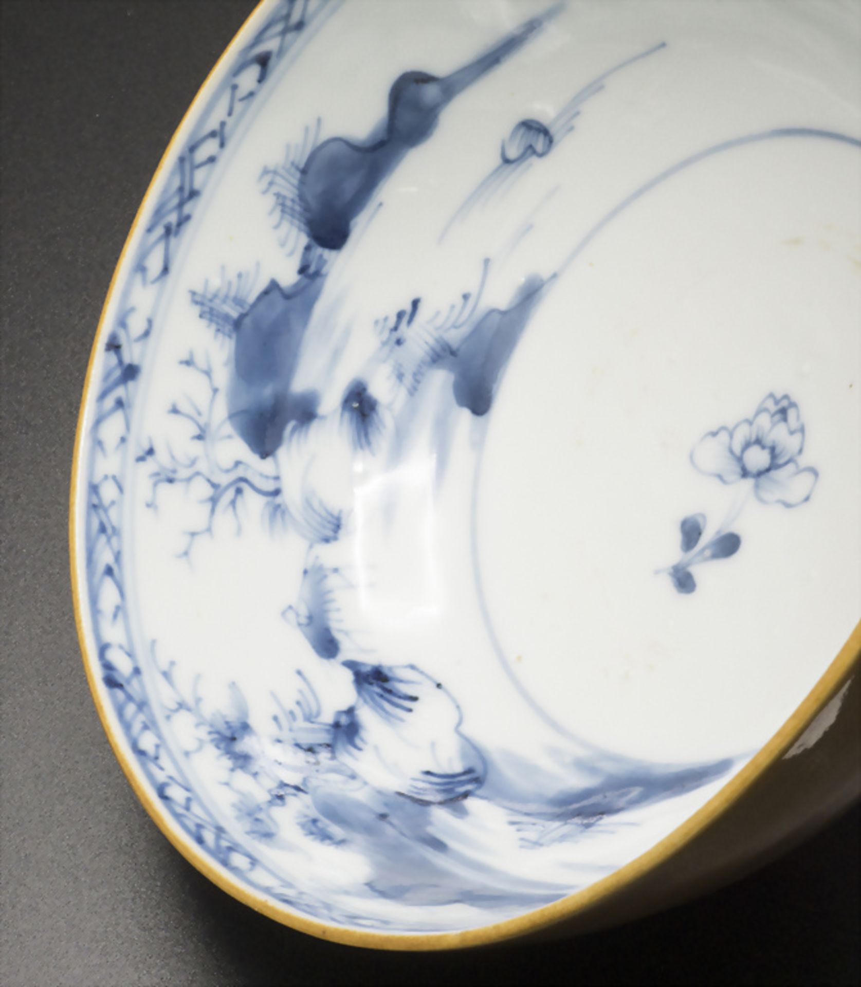 Kumme / A porcelain bowl, China, Qing-Dynastie (1644-1911), Kangxi-Periode (1662-1722) - Bild 4 aus 7