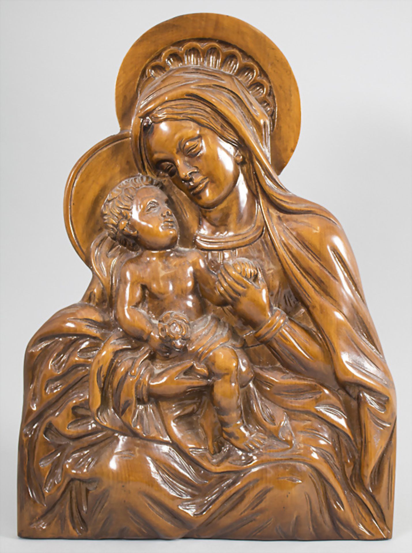 Wandrelief 'Maria mit Kind' / A wall relief 'Madonna with child', 20. Jh.