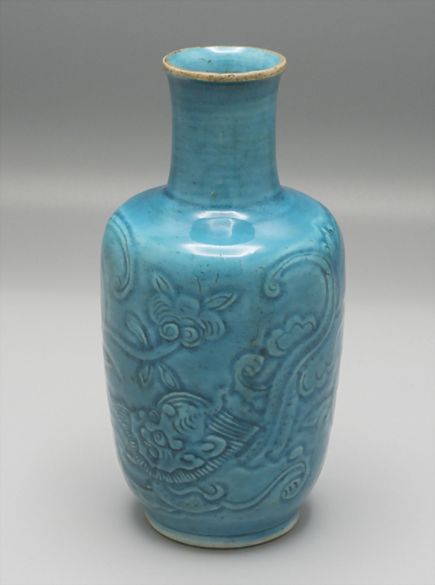 Ziervase / A decorative porcelain vase, China, Ming-Dynastie (1368-1644) - Bild 3 aus 5