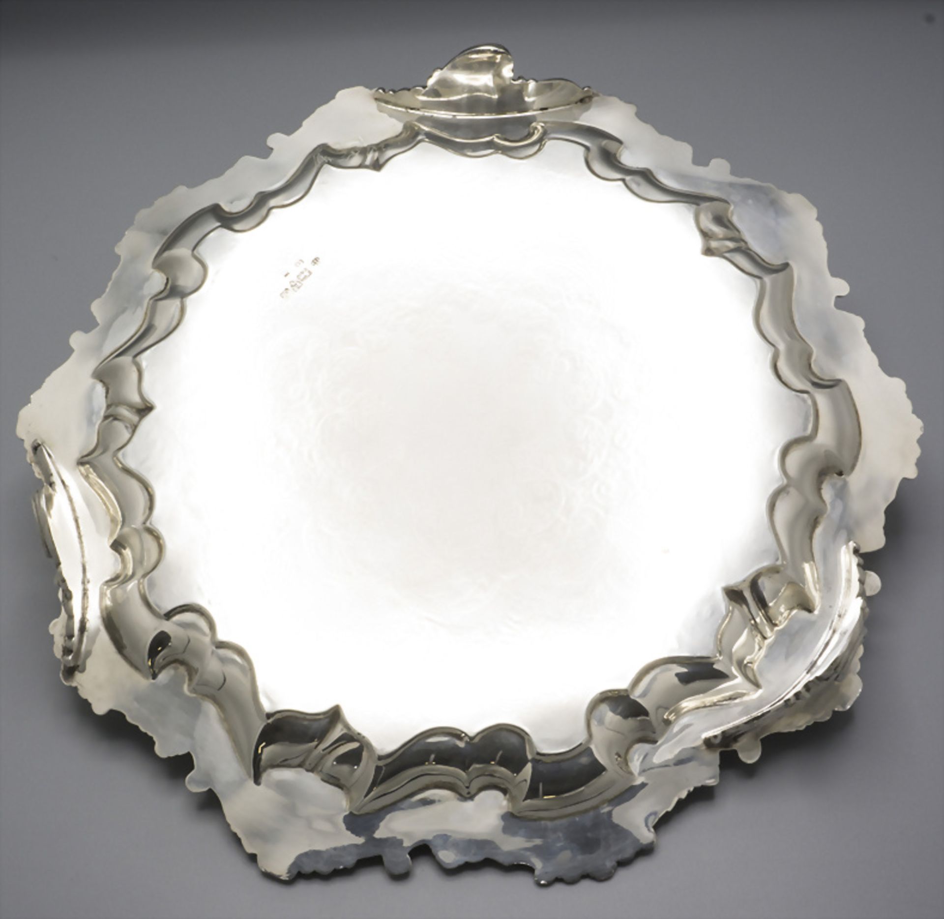 Tazza / A silver tazza, Barker Brothers, Chester, 1909 - Image 4 of 5