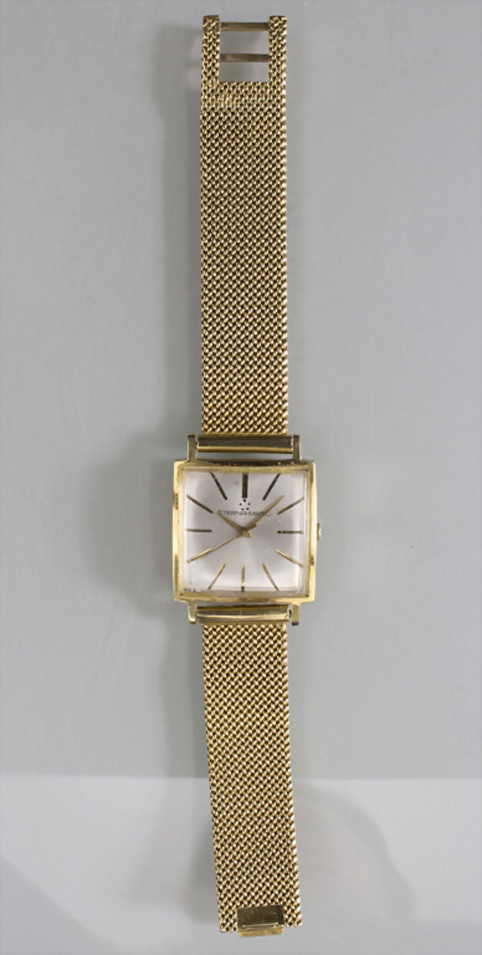 HAU Eternamatic / A men's 18k gold wristwatch, Swiss, um 1960 - Image 7 of 9