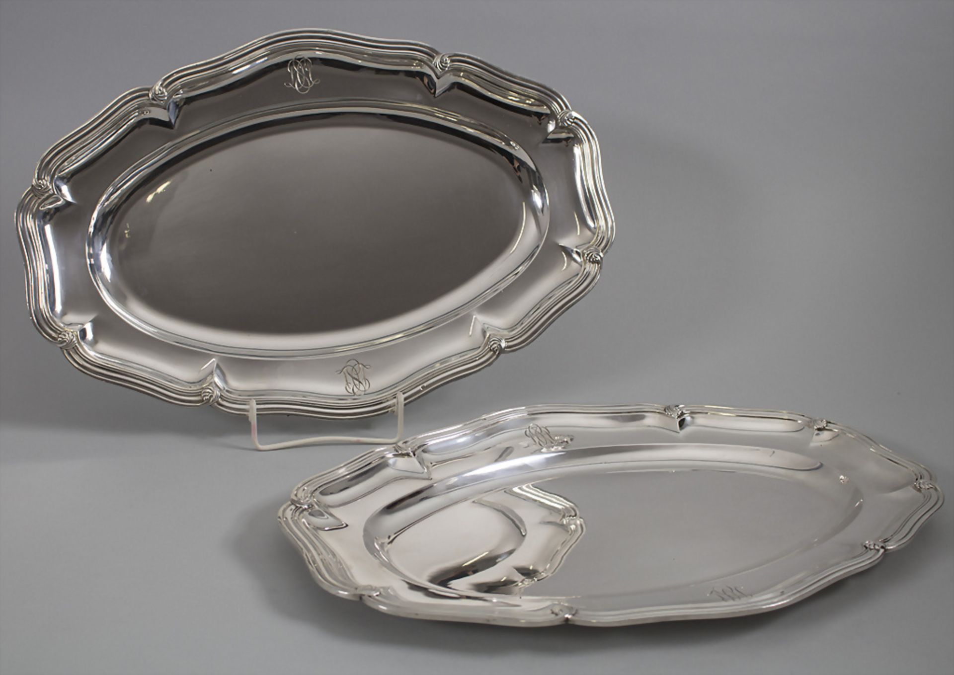 Paar ovale Platten / A pair of oval silver paltes, Léon Lapar, Paris, um 1900