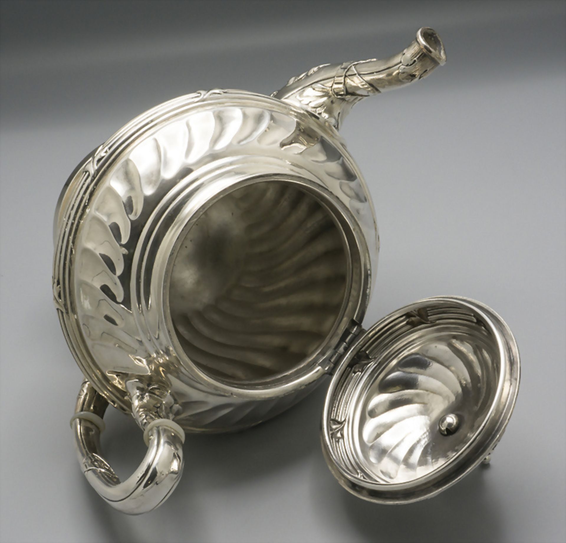 3-teiliger Teekern / A 3-part silver tea set, Koch & Bergfeld, Bremen, um 1920 - Image 4 of 10