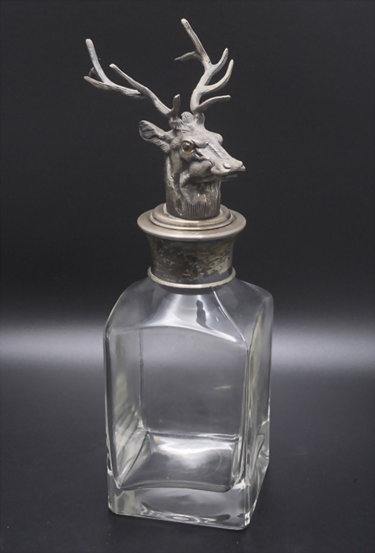 Dekanter / Karaffe mit Hirschkopf / A glass decanter with a head of a deer, Christian Dior, ...