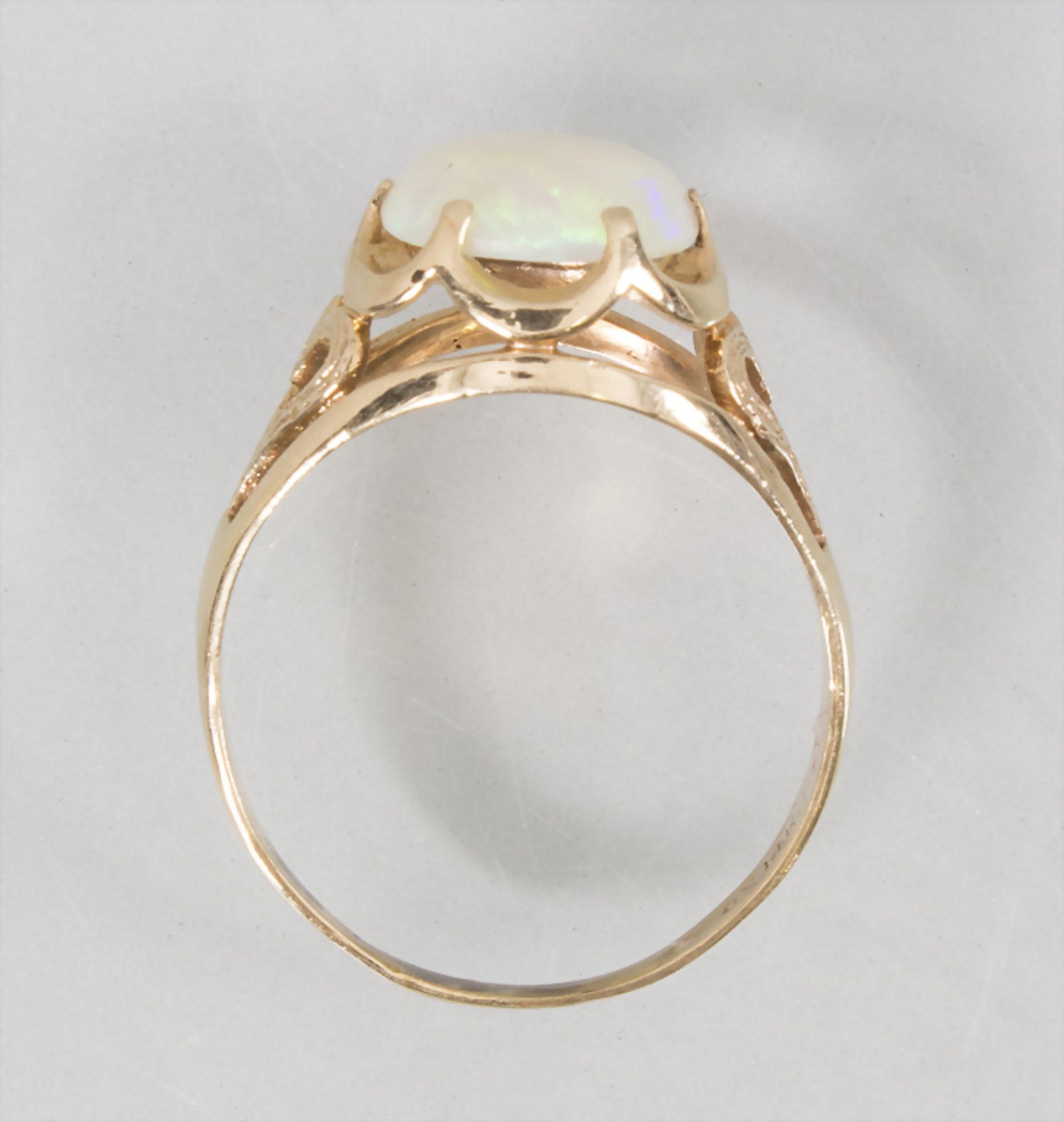 Damenring mit Opal / A ladies 14k gold ring with an opal - Bild 2 aus 4